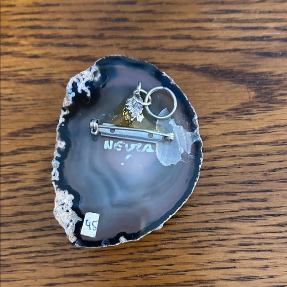 Artisan Green and Silver Brooch - Picture 2 of 2